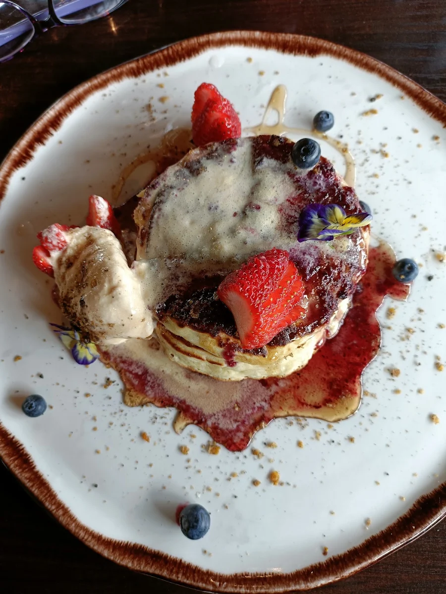 Pancakes, Goat House