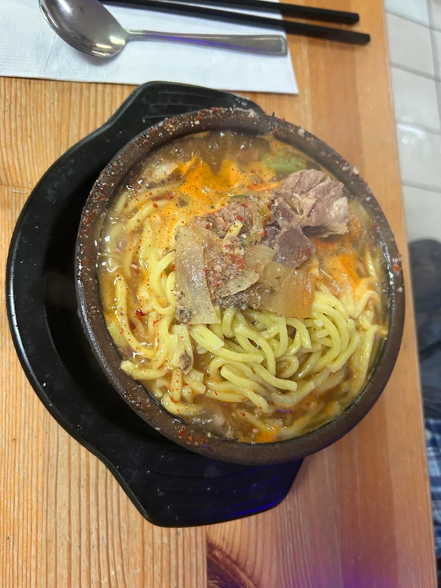 Pork Bone Soup, 331 Atherley Diner