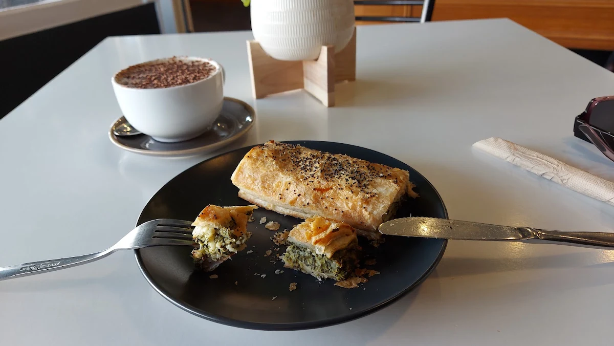 Spinach and Fetta Roll, Clare Bake house 🍔🌭
