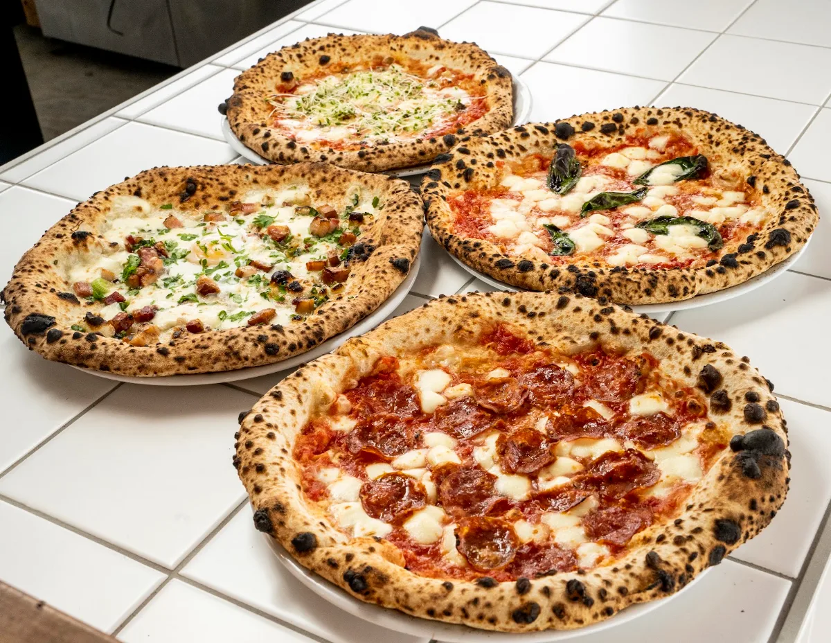 Highlights, Comptoir à pizza Bleuetière Marland