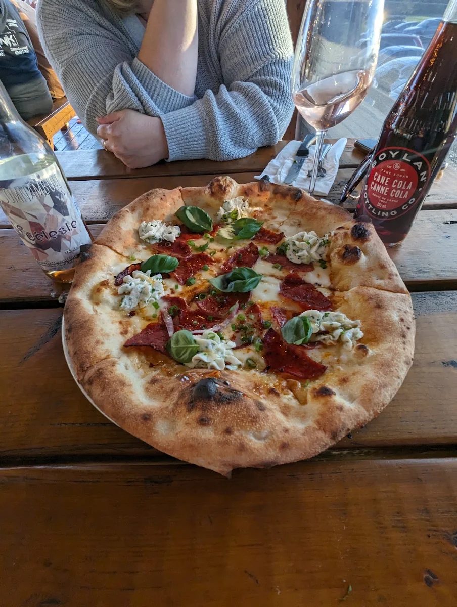 Highlights, Comptoir à pizza Bleuetière Marland