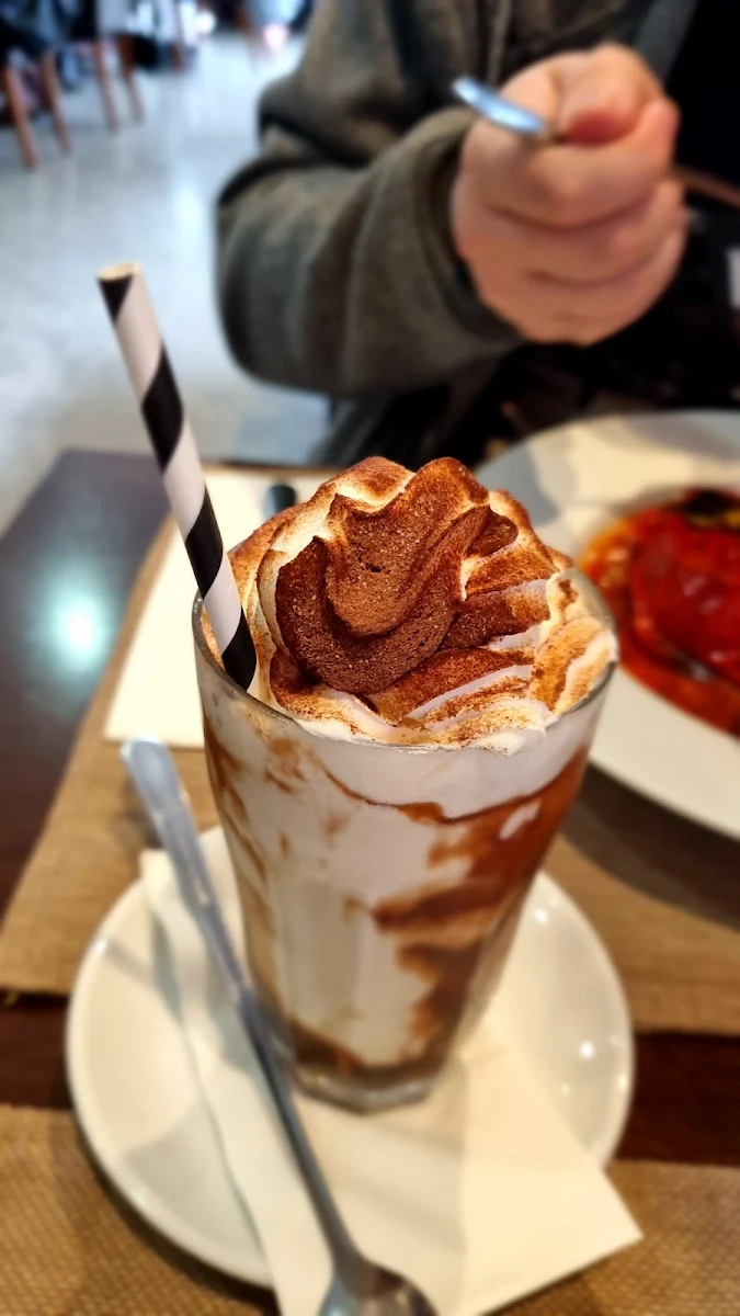 Iced Chocolate, La Provincia