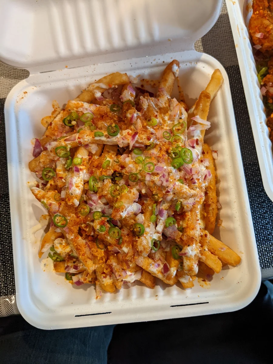 Chef’S Special Fries, M N' A Wings Corner N' Pizza