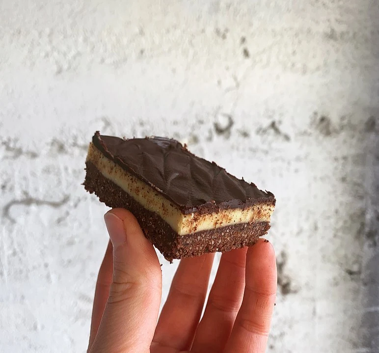 Coffee Nanaimo Bar, Gratify
