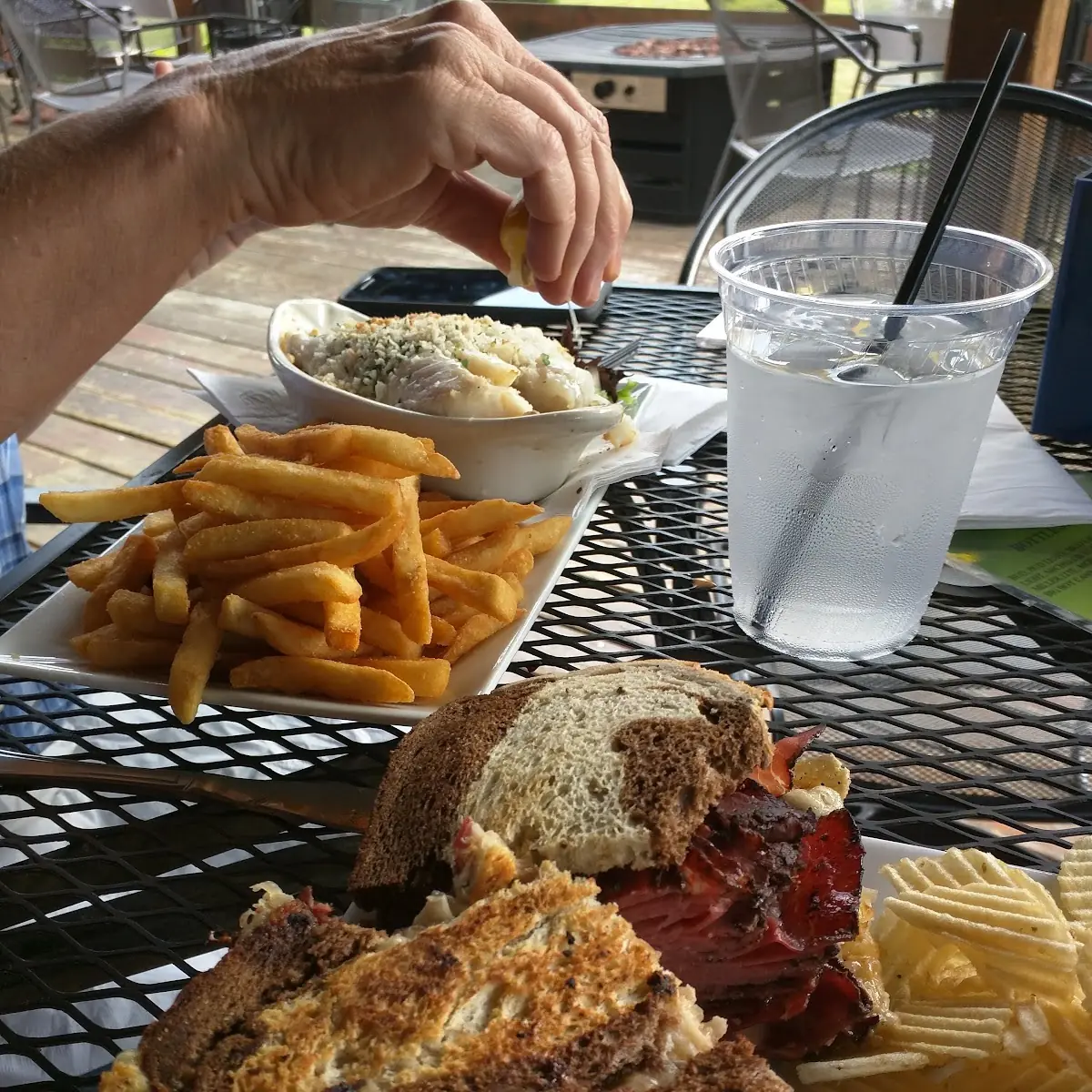 Pastrami Reuben