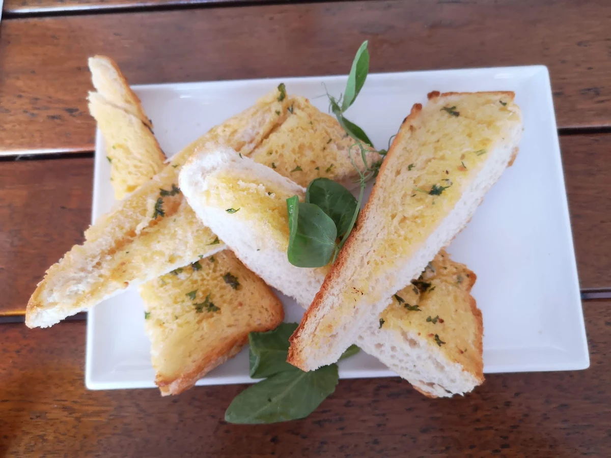 Garlic Bread V