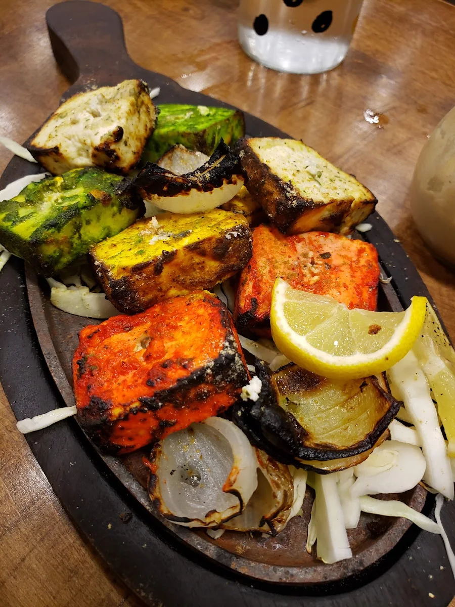 Panner Platter, The Vintage Punjab