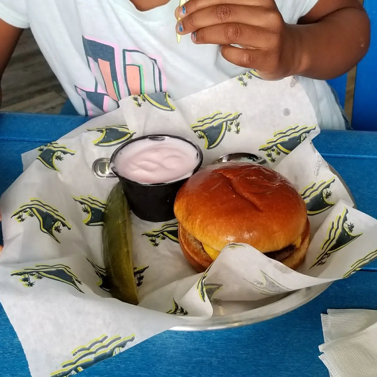 Kids Cheeseburger