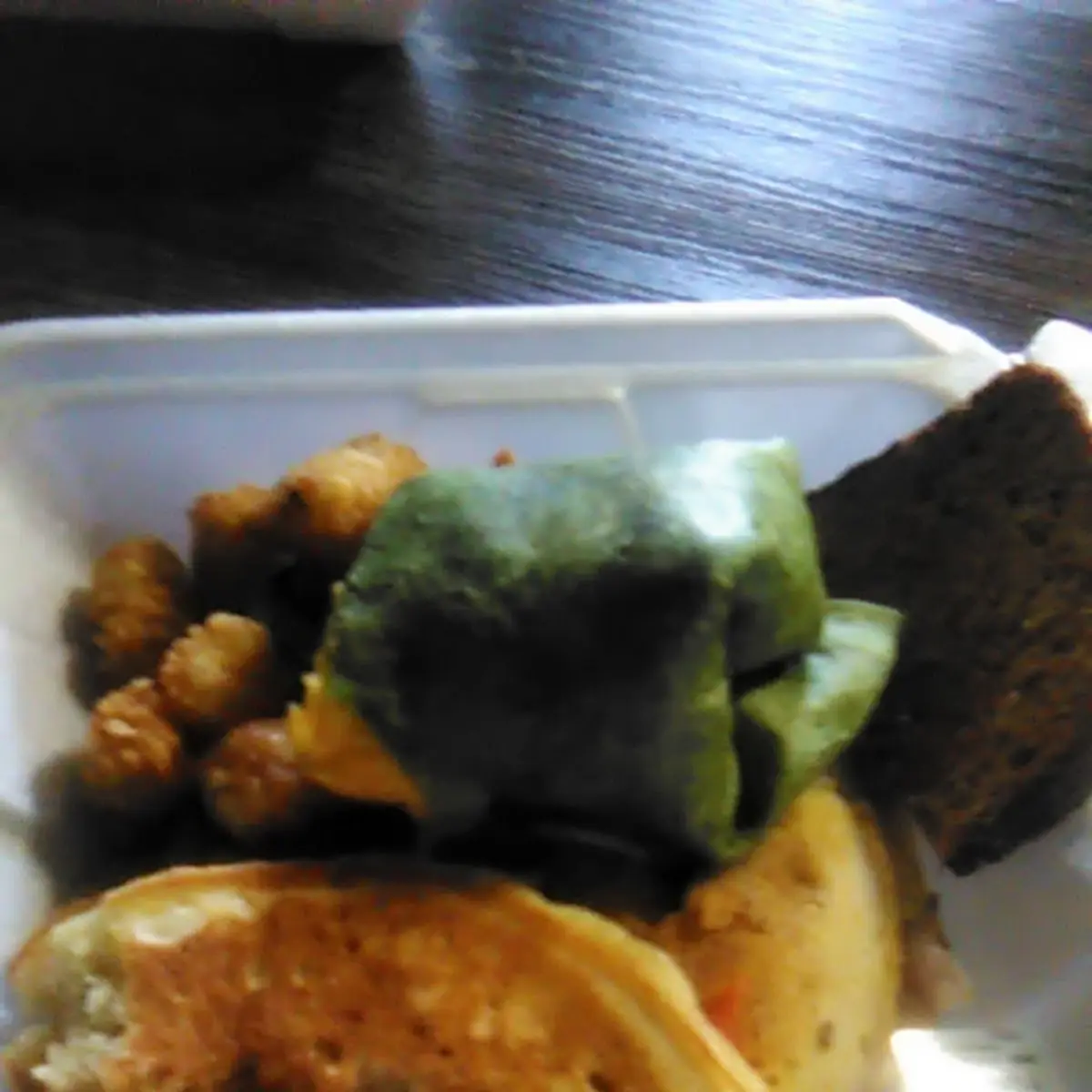 Veggie Wrap with Tater Tots