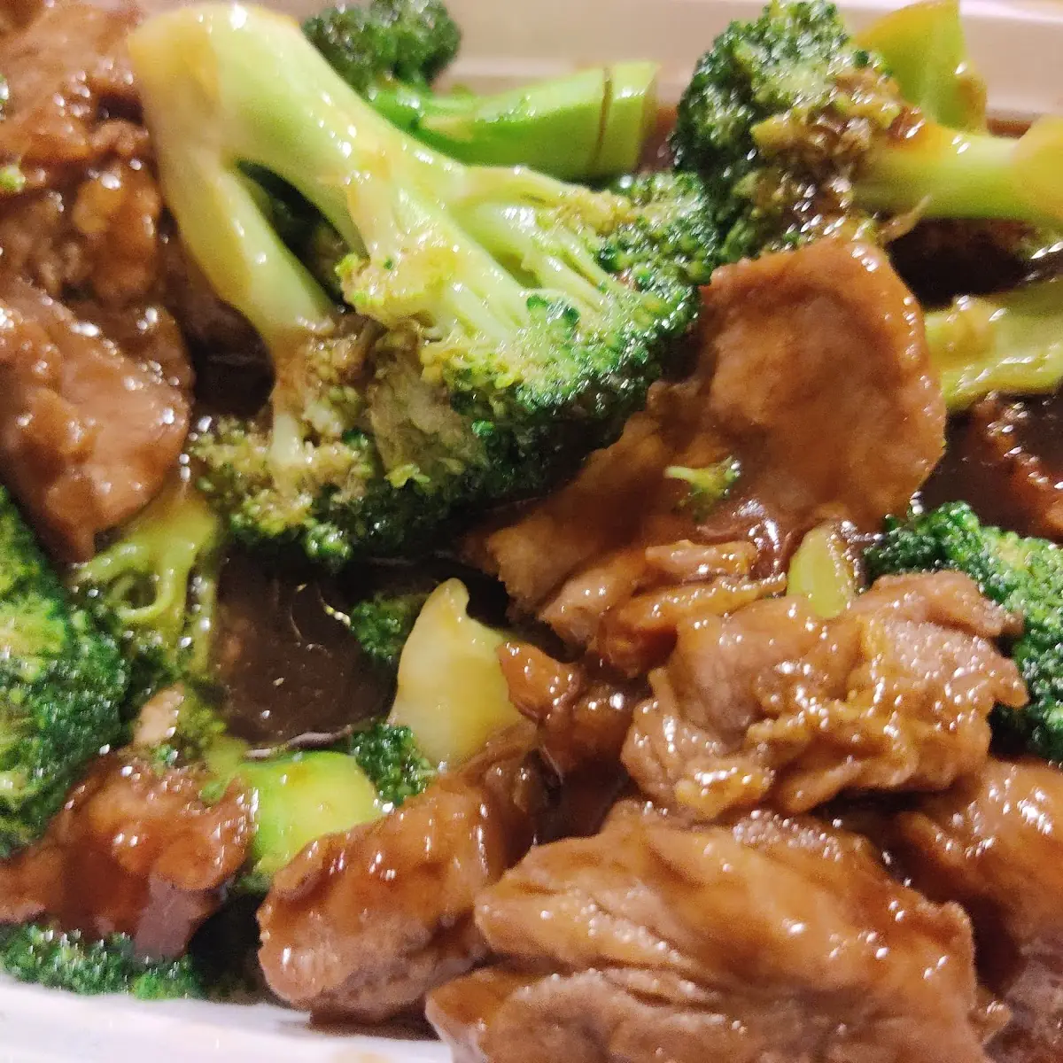 Roast Pork with Broccoli