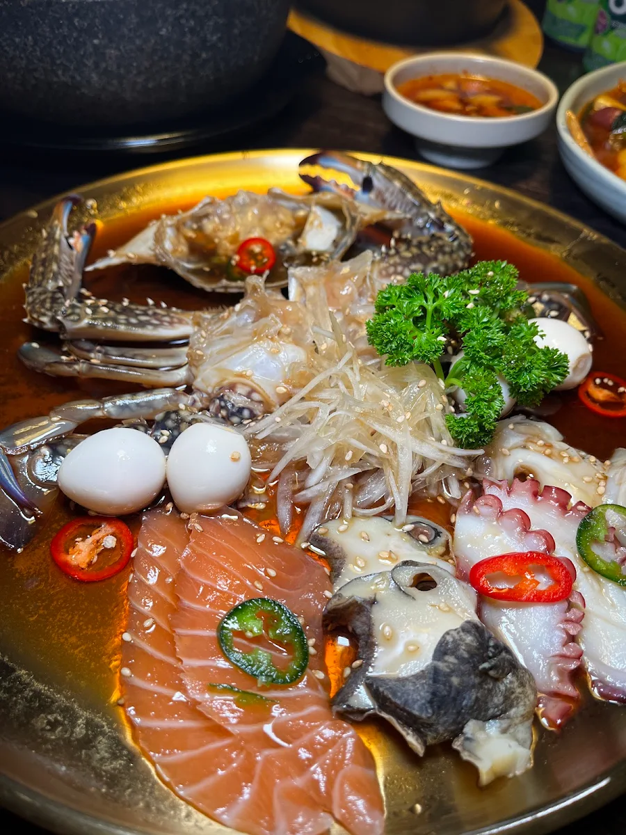 Highlights, Korea Town