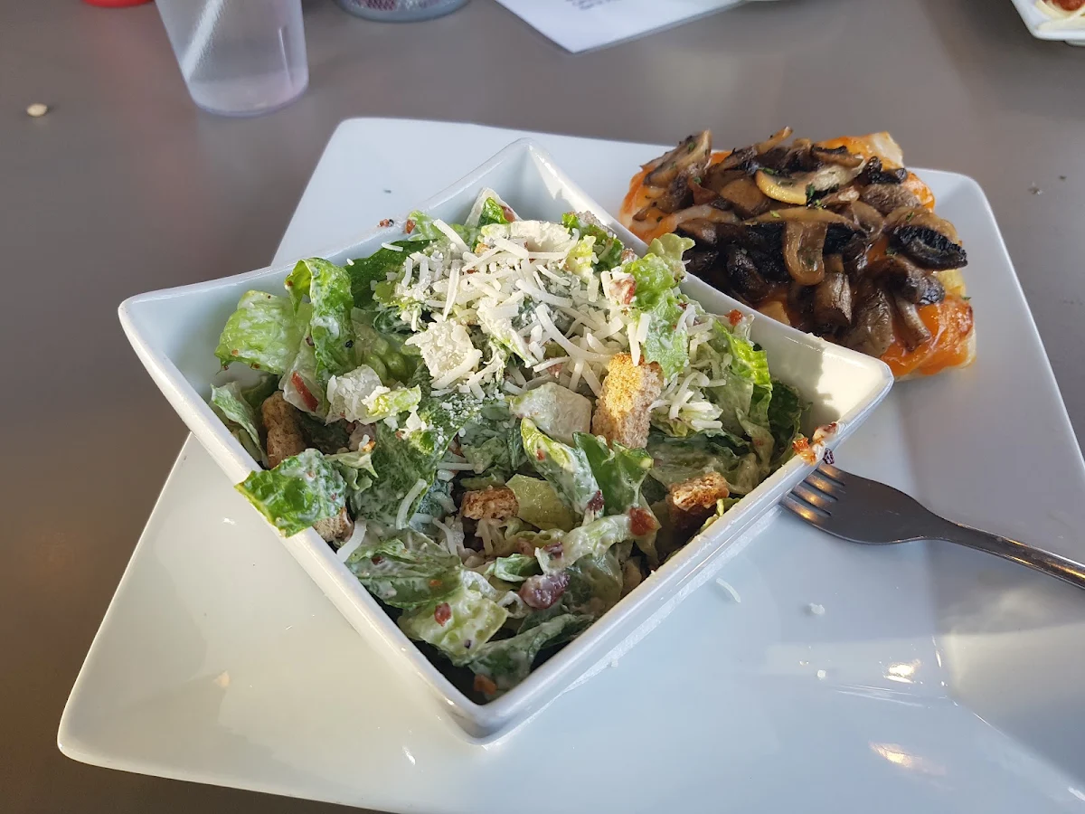 Highlights, Muddy Waters Restaurant