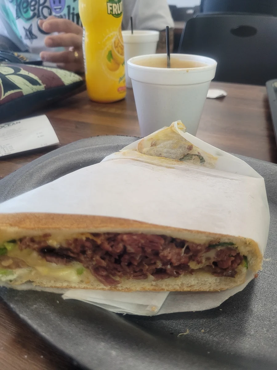 Sandwich De Pastrami