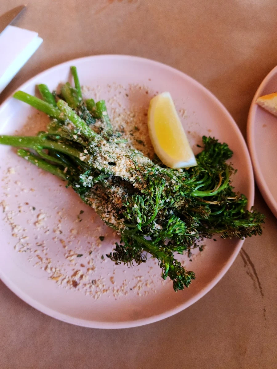 Highlights, Inverleigh Hotel