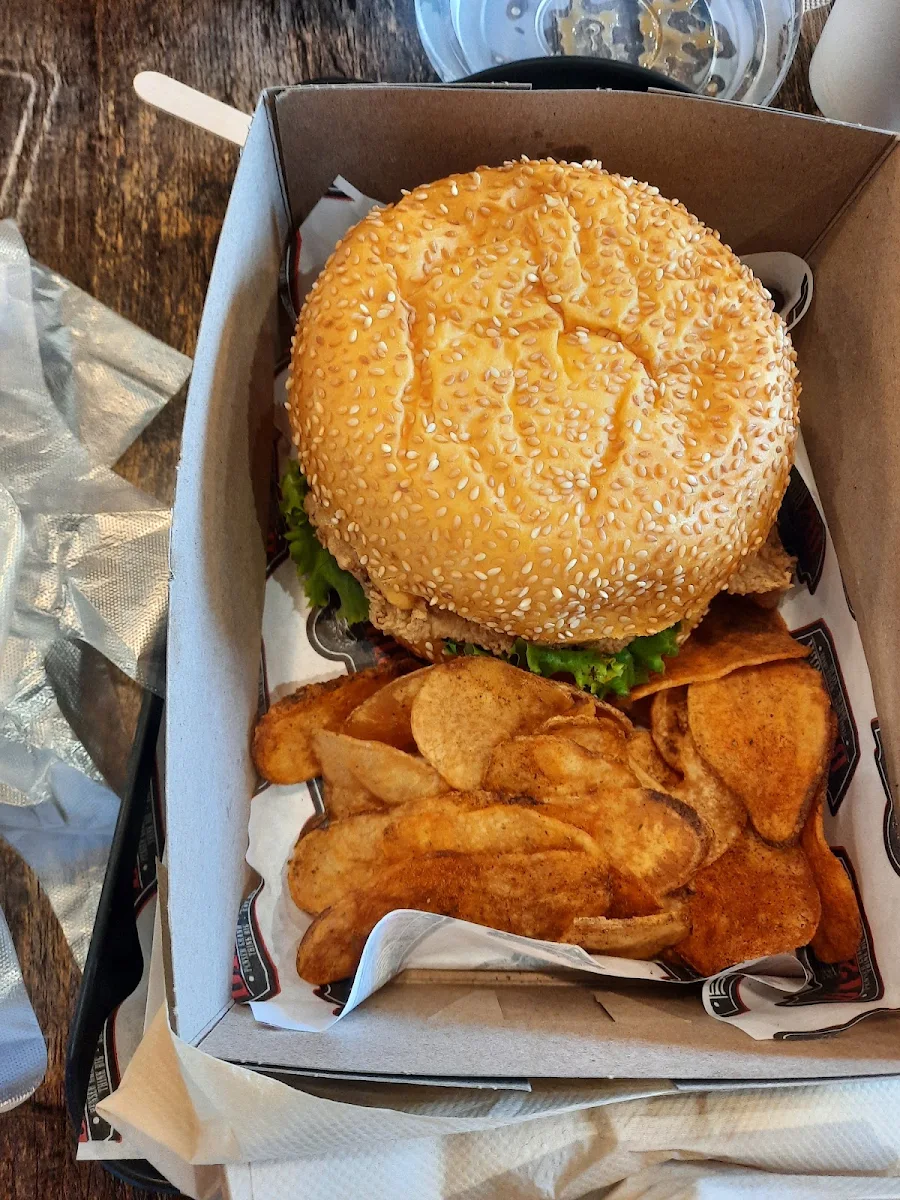 B12 Chicken Burger, B12 Burger NDG