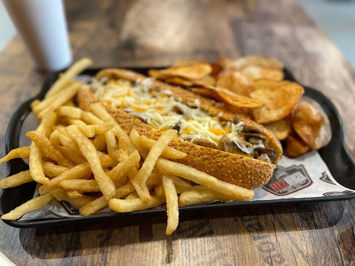Trio Philly Steak Sandwich, B12 Burger NDG