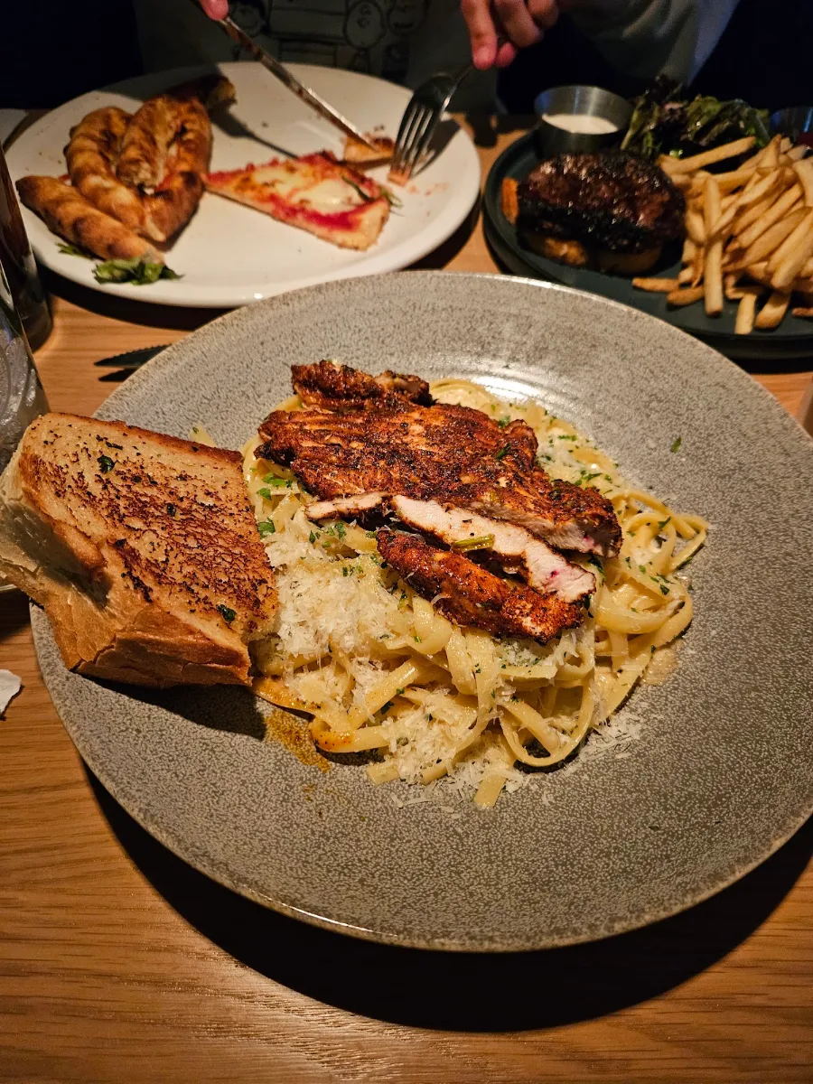 Chicken Alfredo