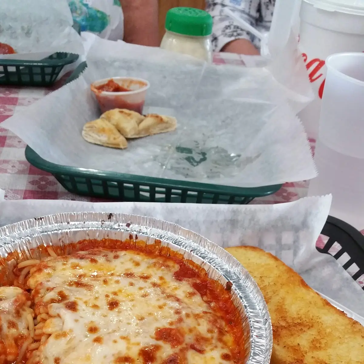 Baked Lasagna w Garlic Bread