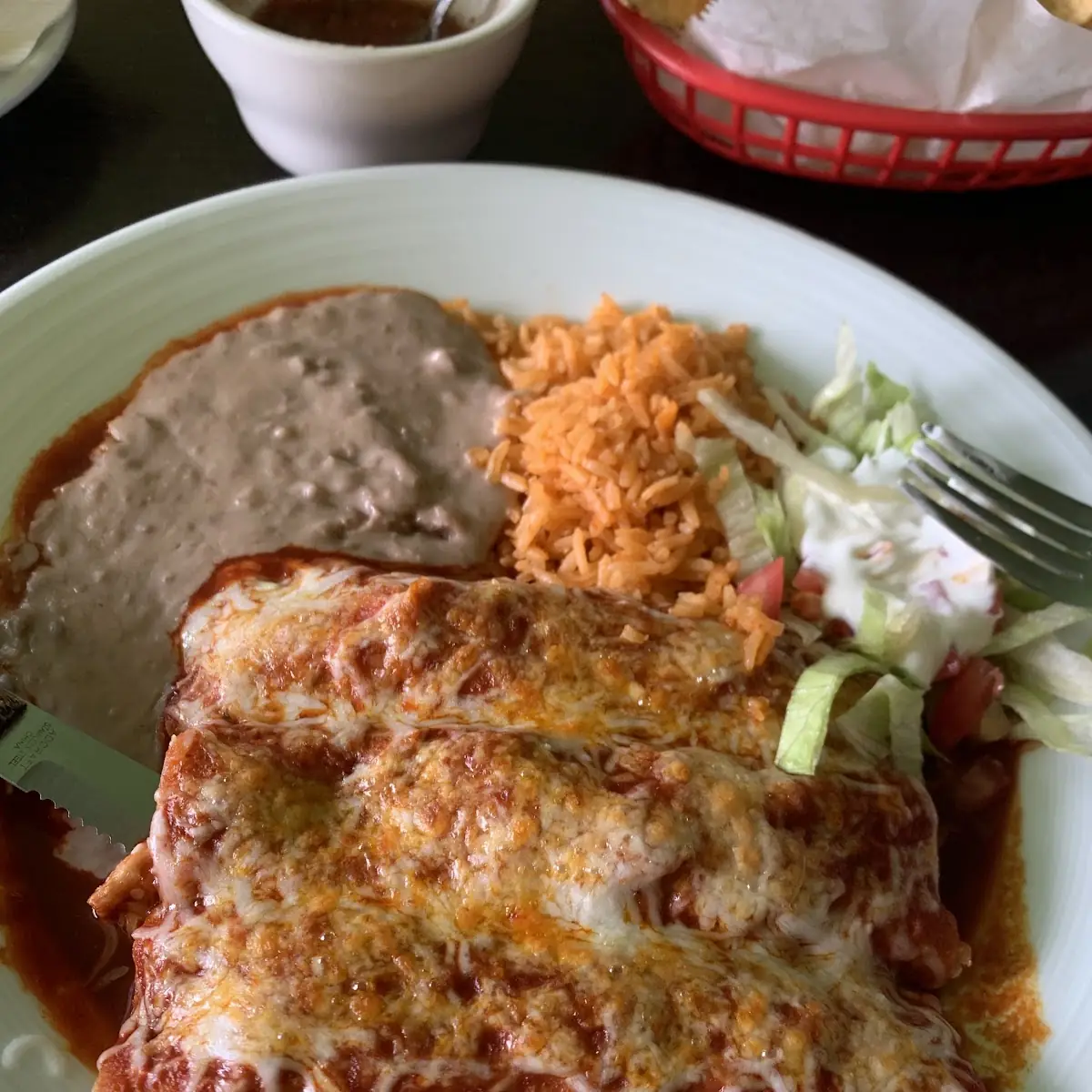 Carne Asada w Cheese Enchilada