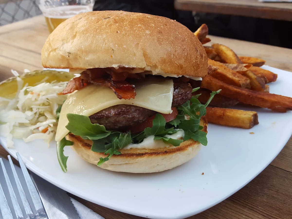 Bacon Cheeseburger