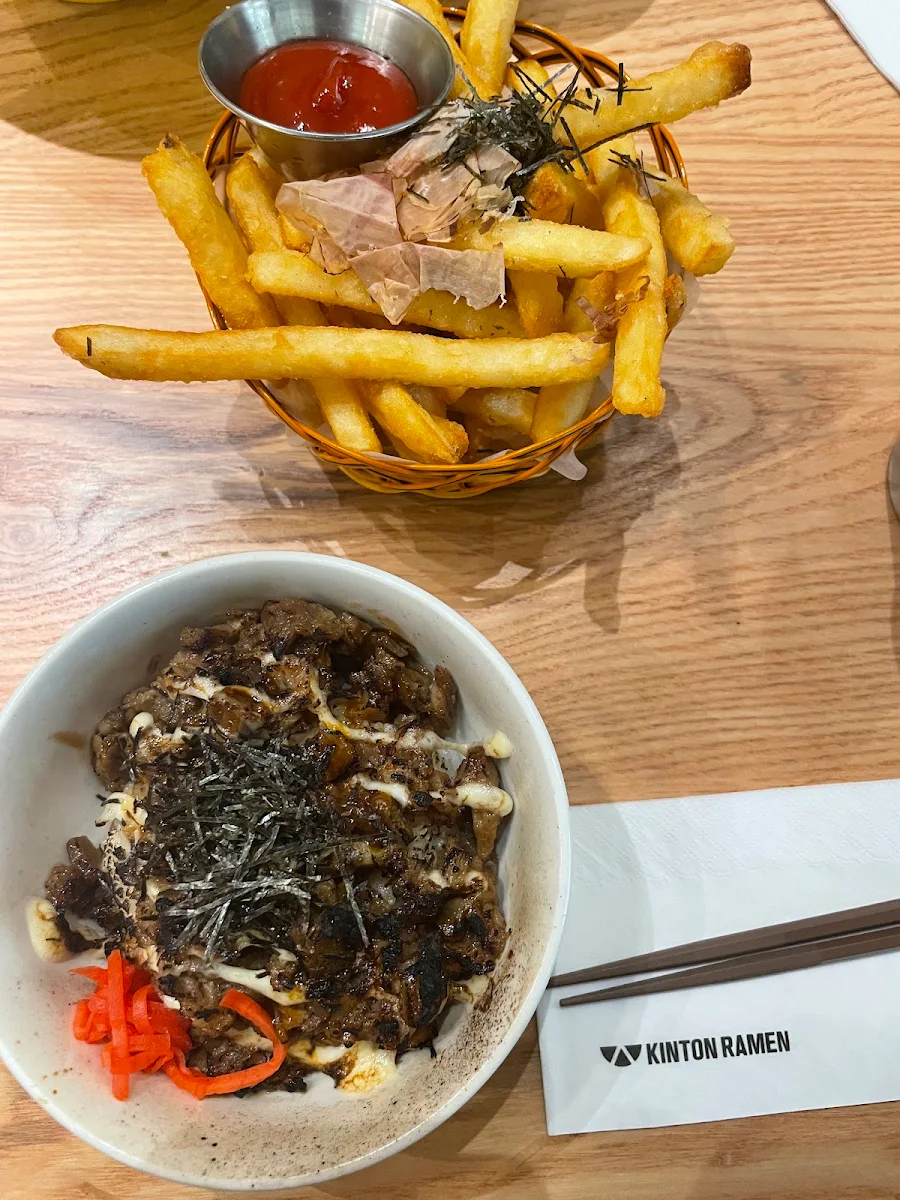 Highlights, KINTON RAMEN MARKVILLE