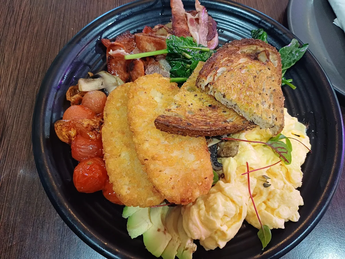 Super Veggie Breakkie, Badmanner