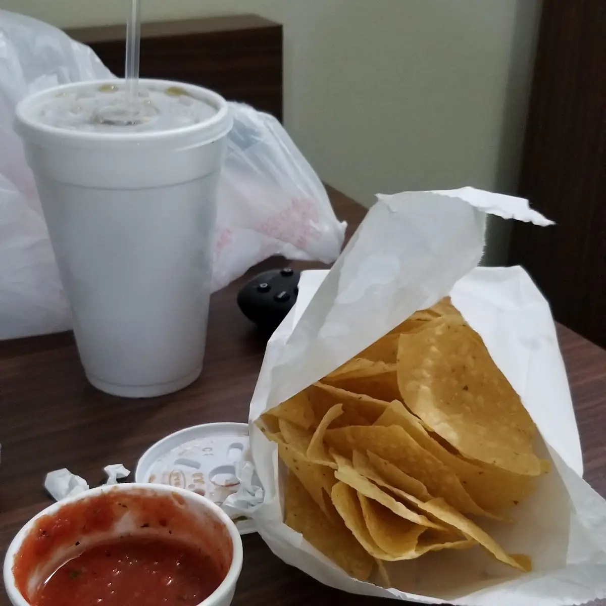 To-Go Chips & Salsa