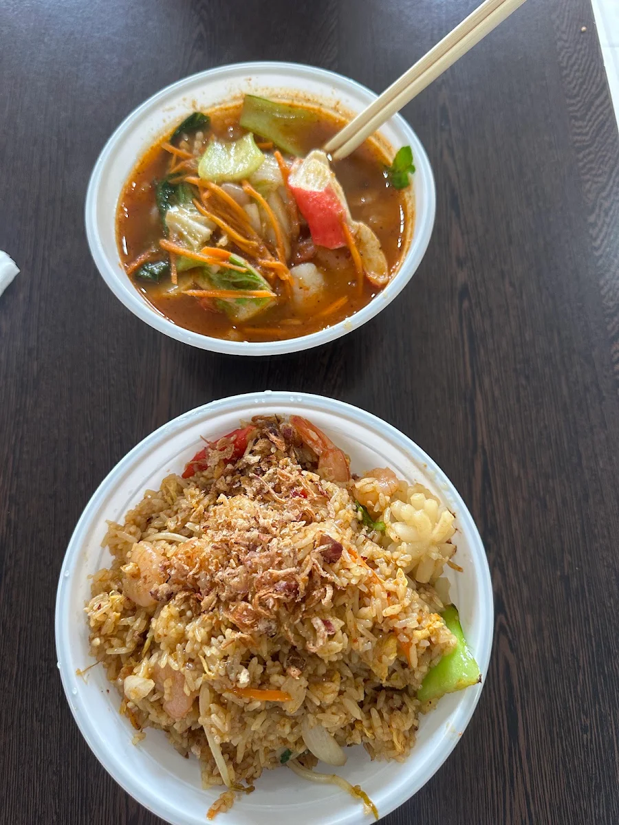 Highlights, Wok's N Dumpling (Portland)