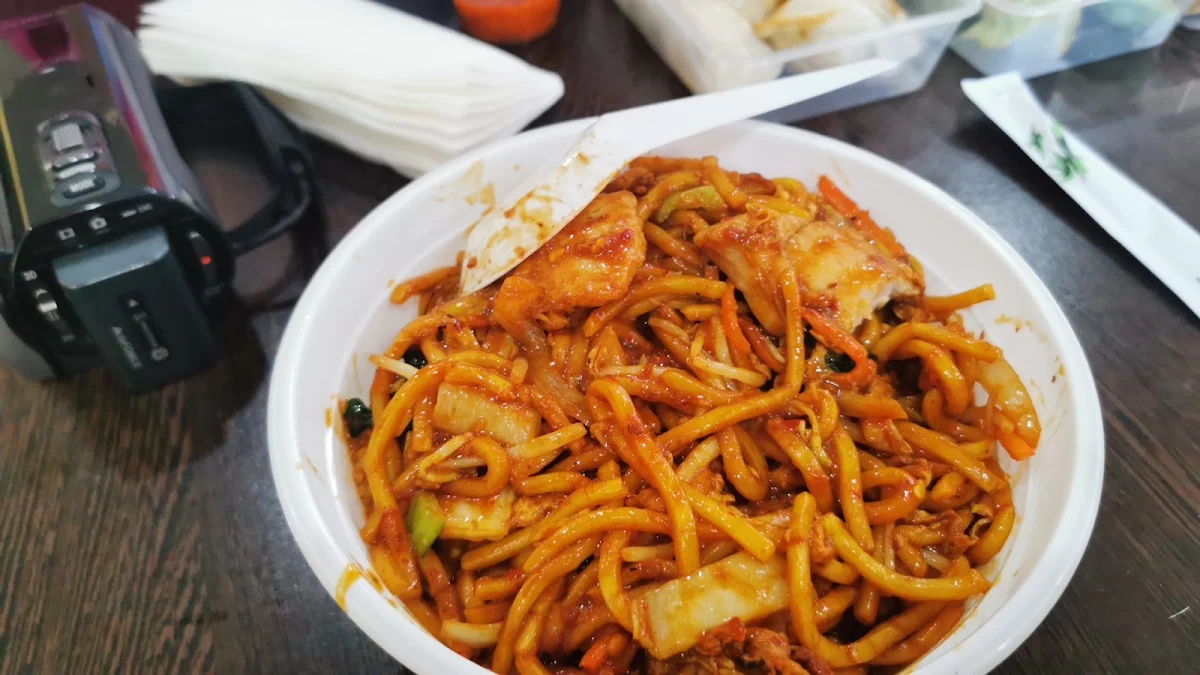 Highlights, Wok's N Dumpling (Portland)