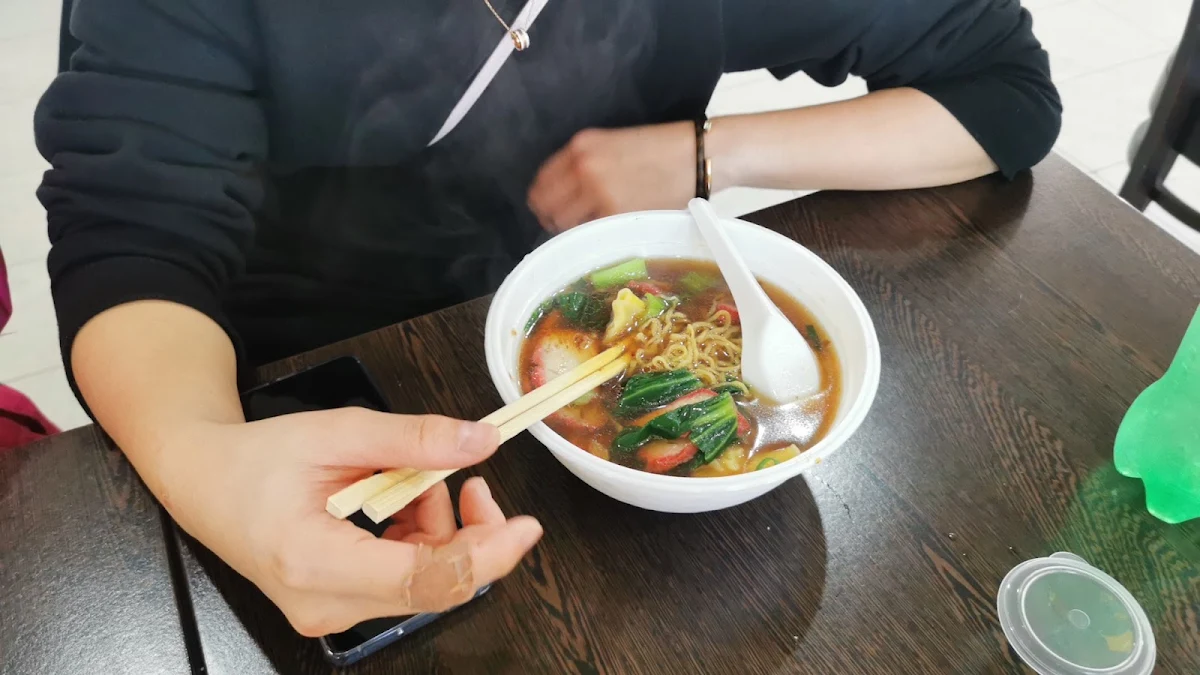 Highlights, Wok's N Dumpling (Portland)