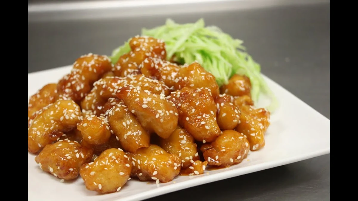 Honey Chicken, Wok's N Dumpling (Portland)
