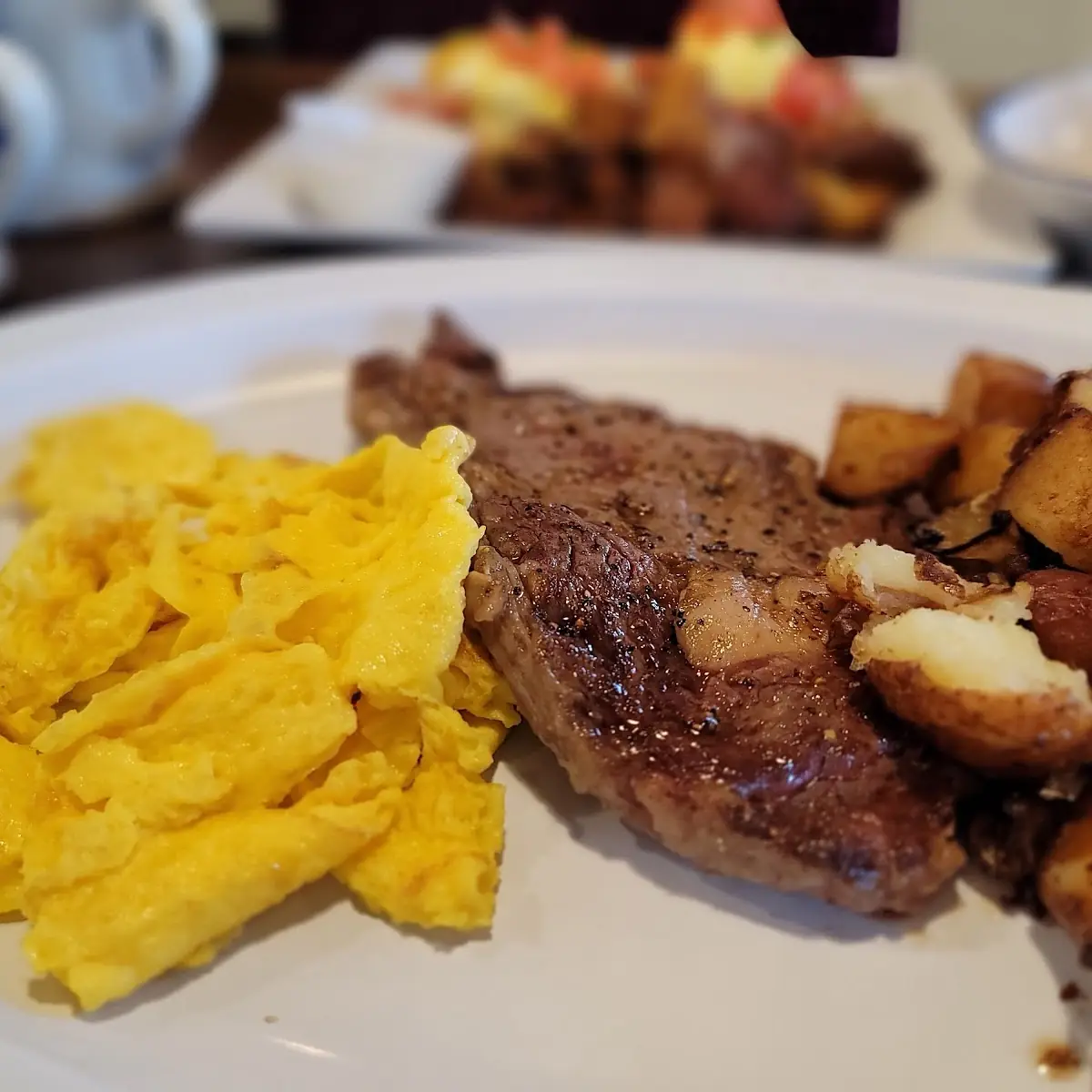 Classic Steak & Eggs 10oz Ribeye