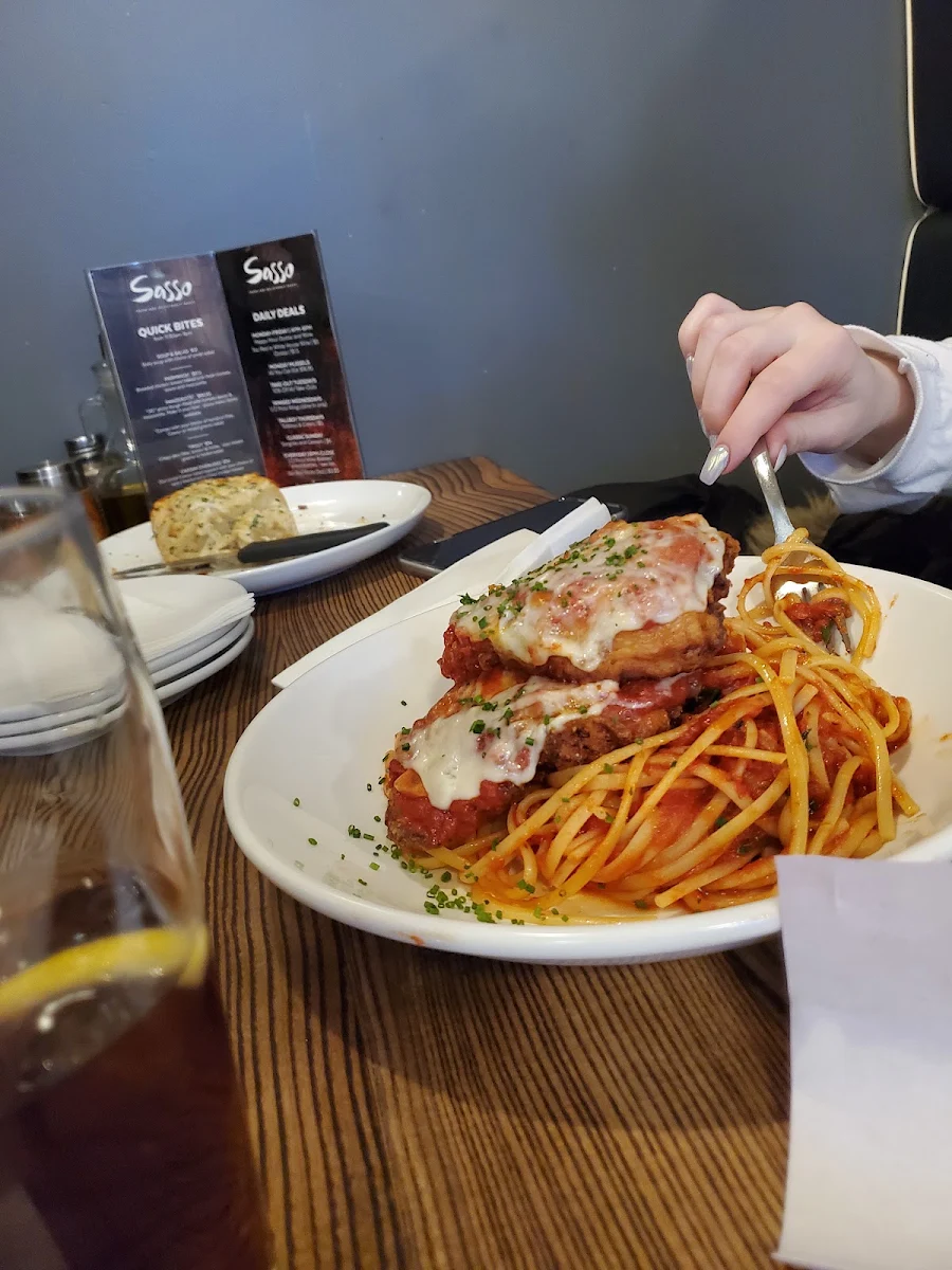 Chicken Parmesan, Sasso Pizza Market & Bar