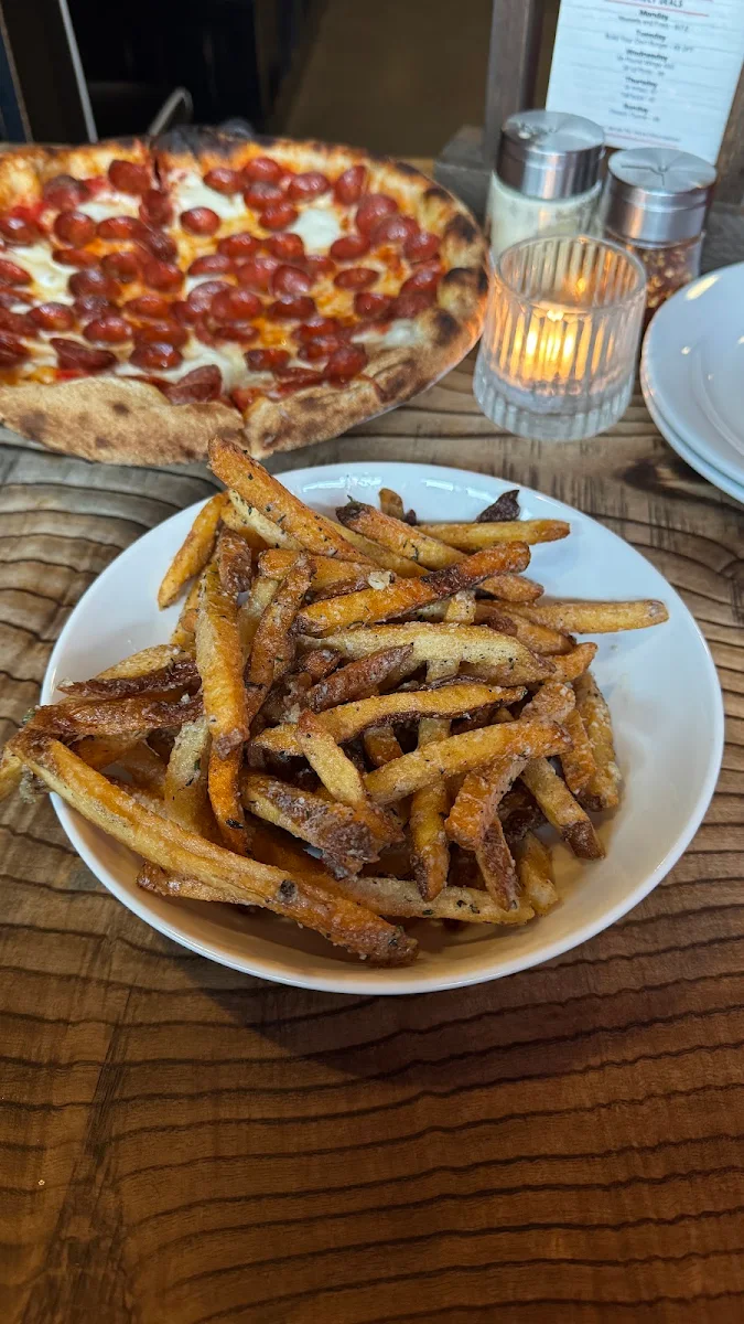 Sasso Fries, Sasso Pizza Market & Bar