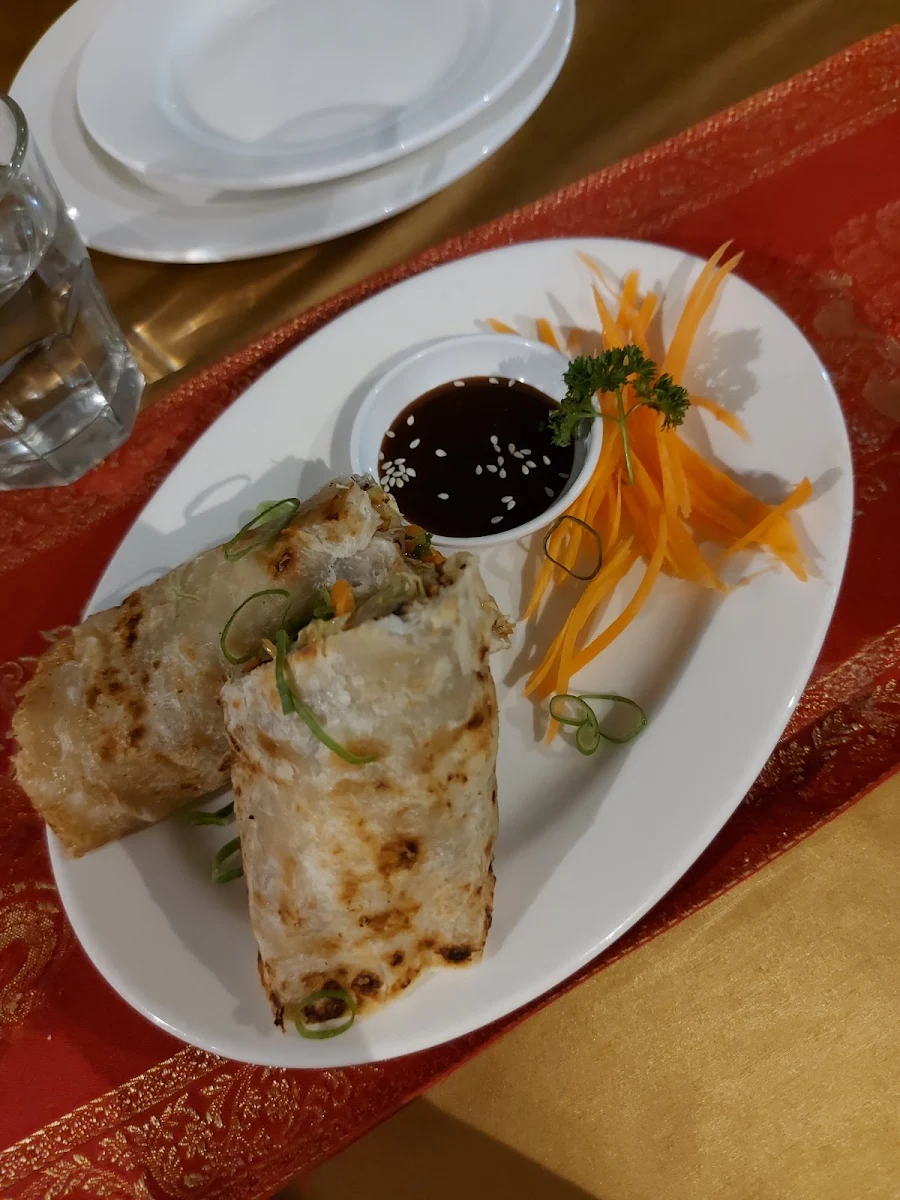 Duck Roll, Hot Wok Thai
