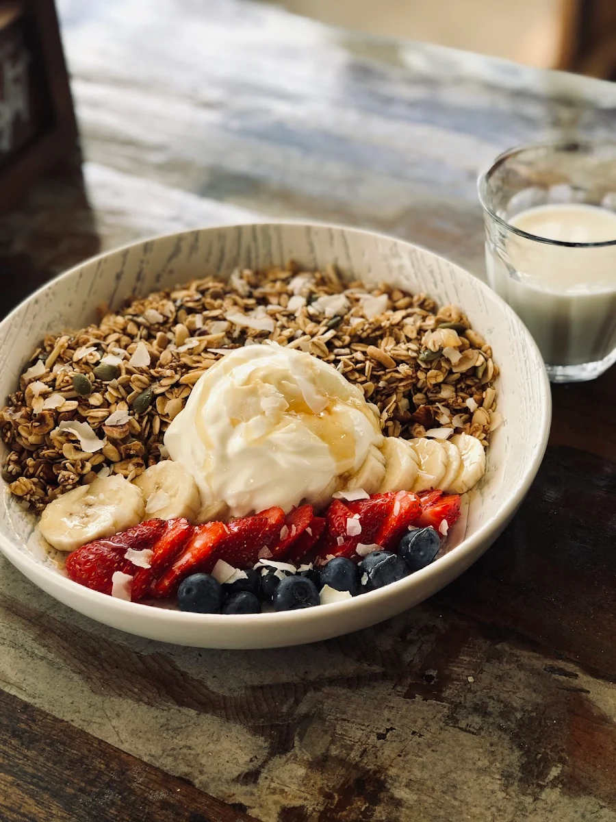 Acai Bowl V GF, M.Y. Roasting Cafe