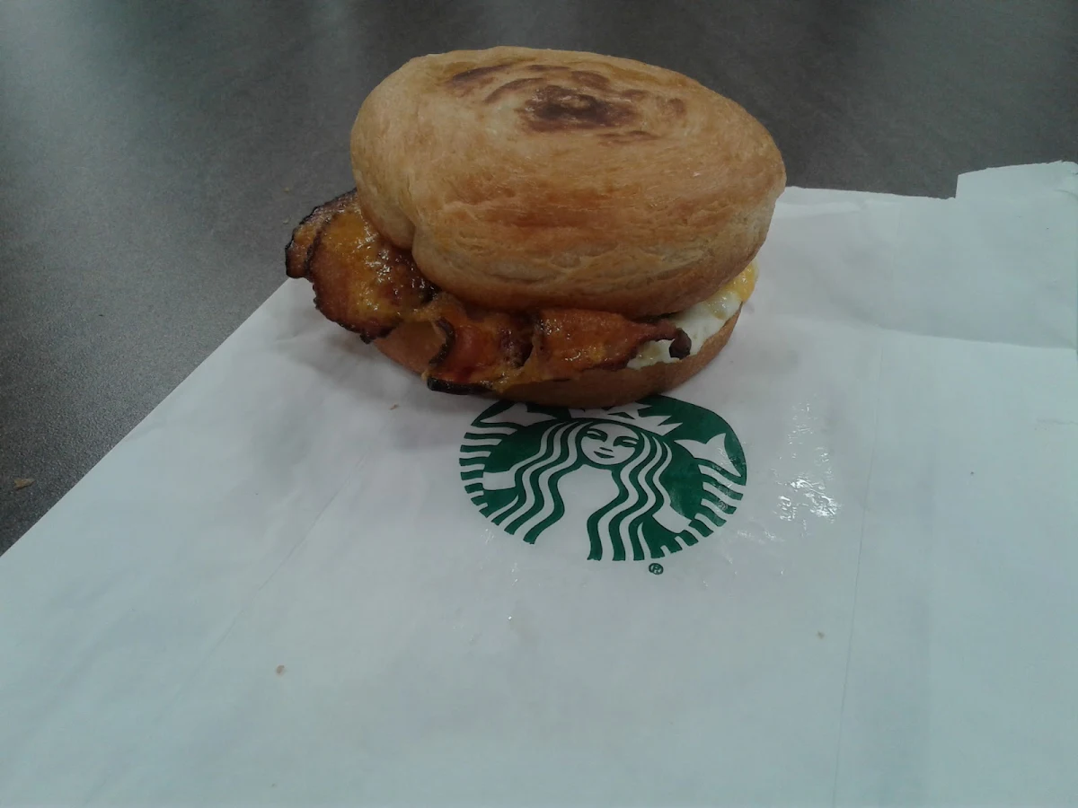 Smokehouse Bacon and Cheddar Breakfast Sandwich