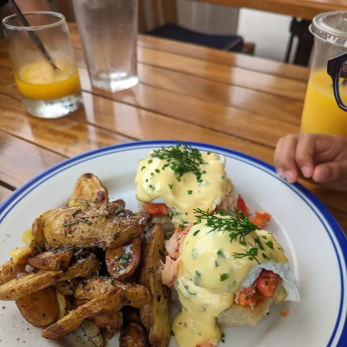Lobster Eggs Benedict