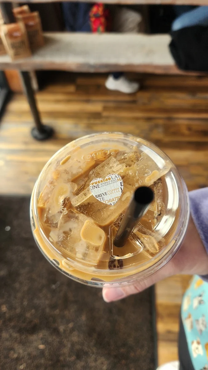 Sugar-Free Hazelnut Americano w Cream