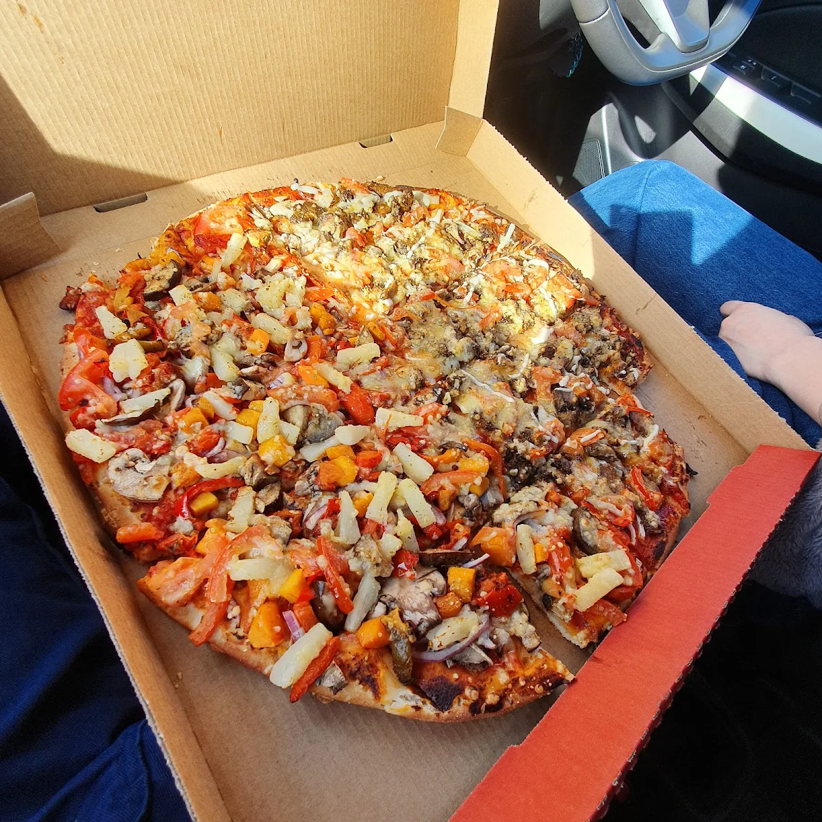 Highlights, Beach Road Pizza