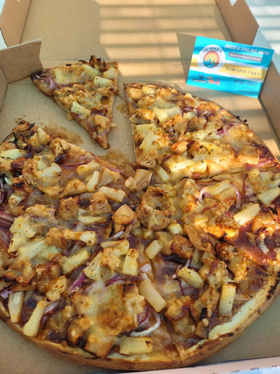 Ultimate Yiros Pizza, Beach Road Pizza