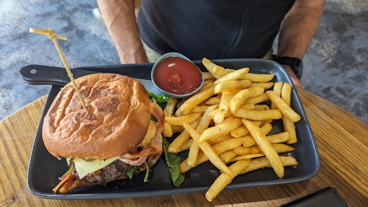 Beef Burger, Hotel Boston