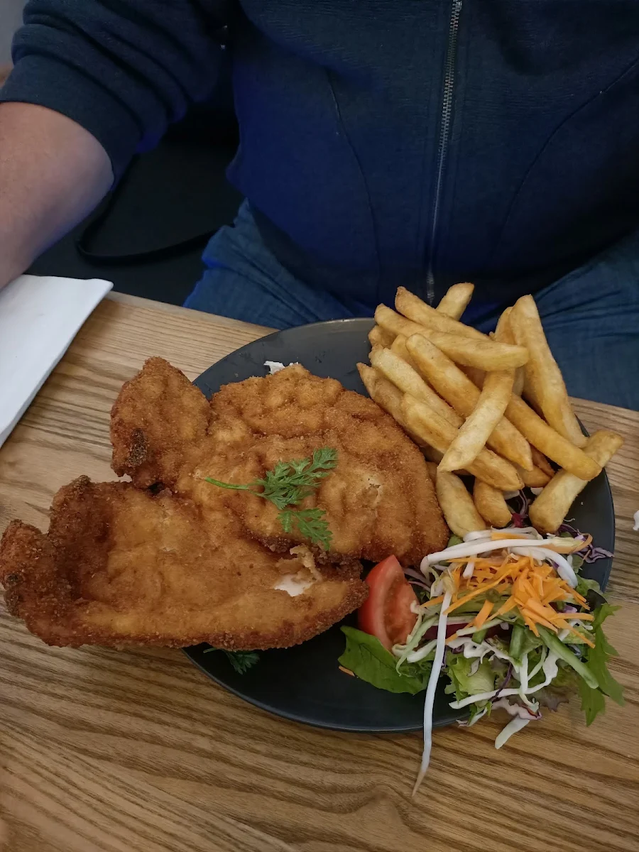 Chicken Schnitzel, Hotel Boston