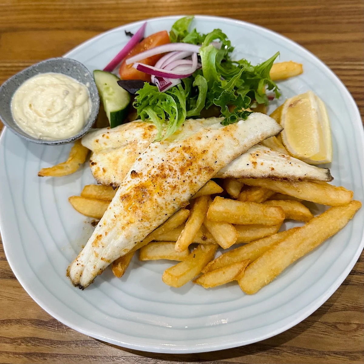 King George Whiting, Hotel Boston