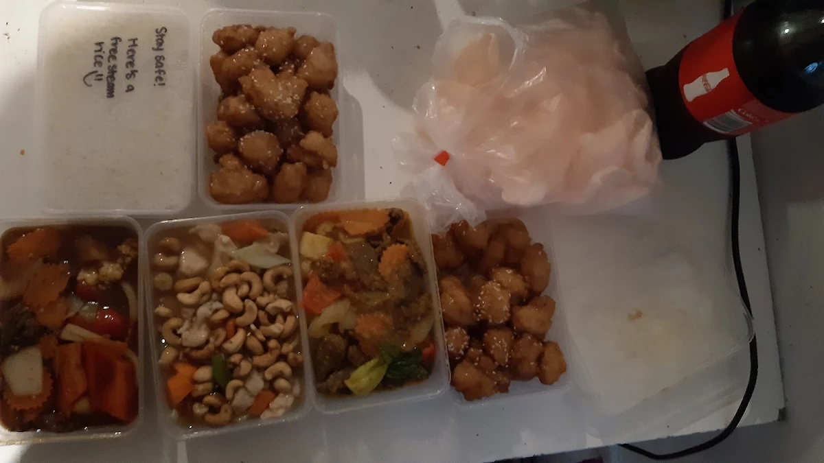 Honey Chicken, Dragon Inn