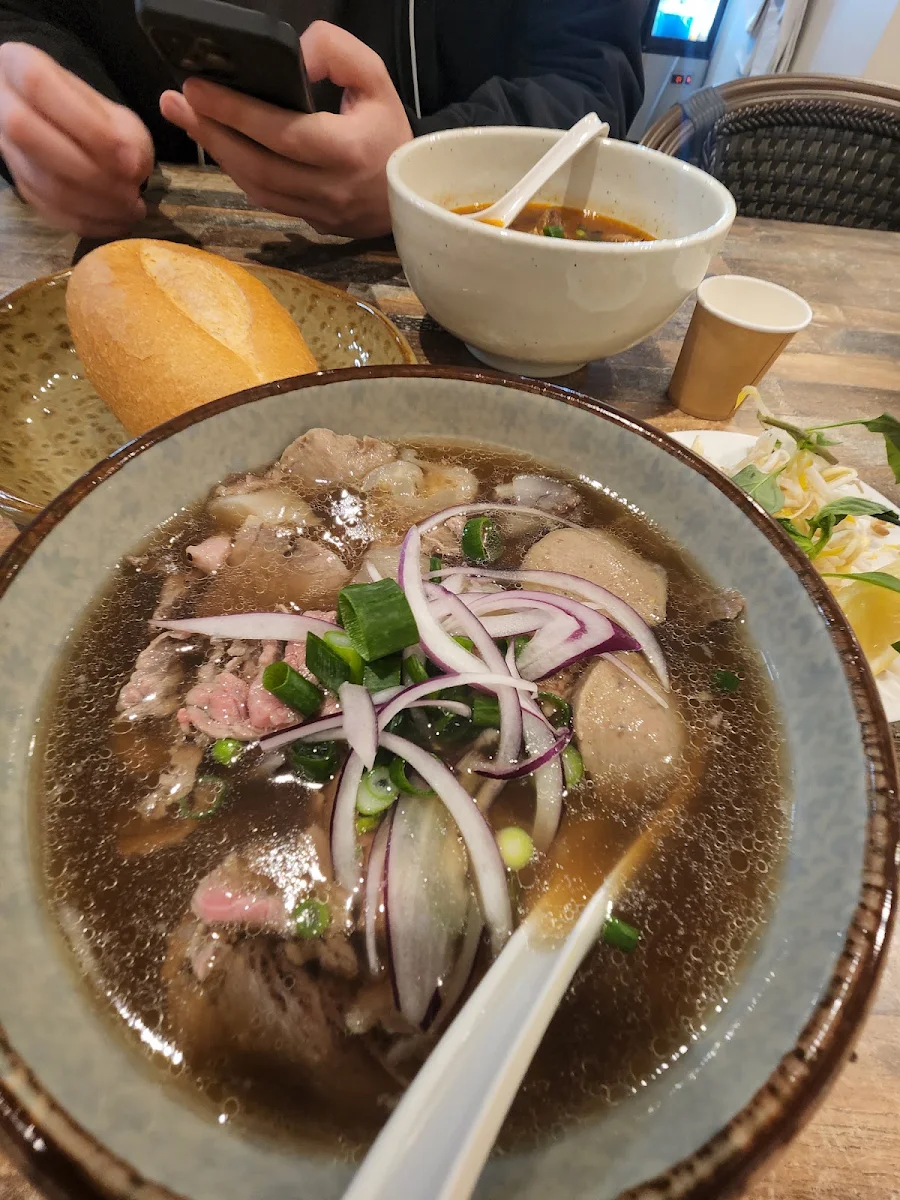 Combination Pho, Phở More Moorebank