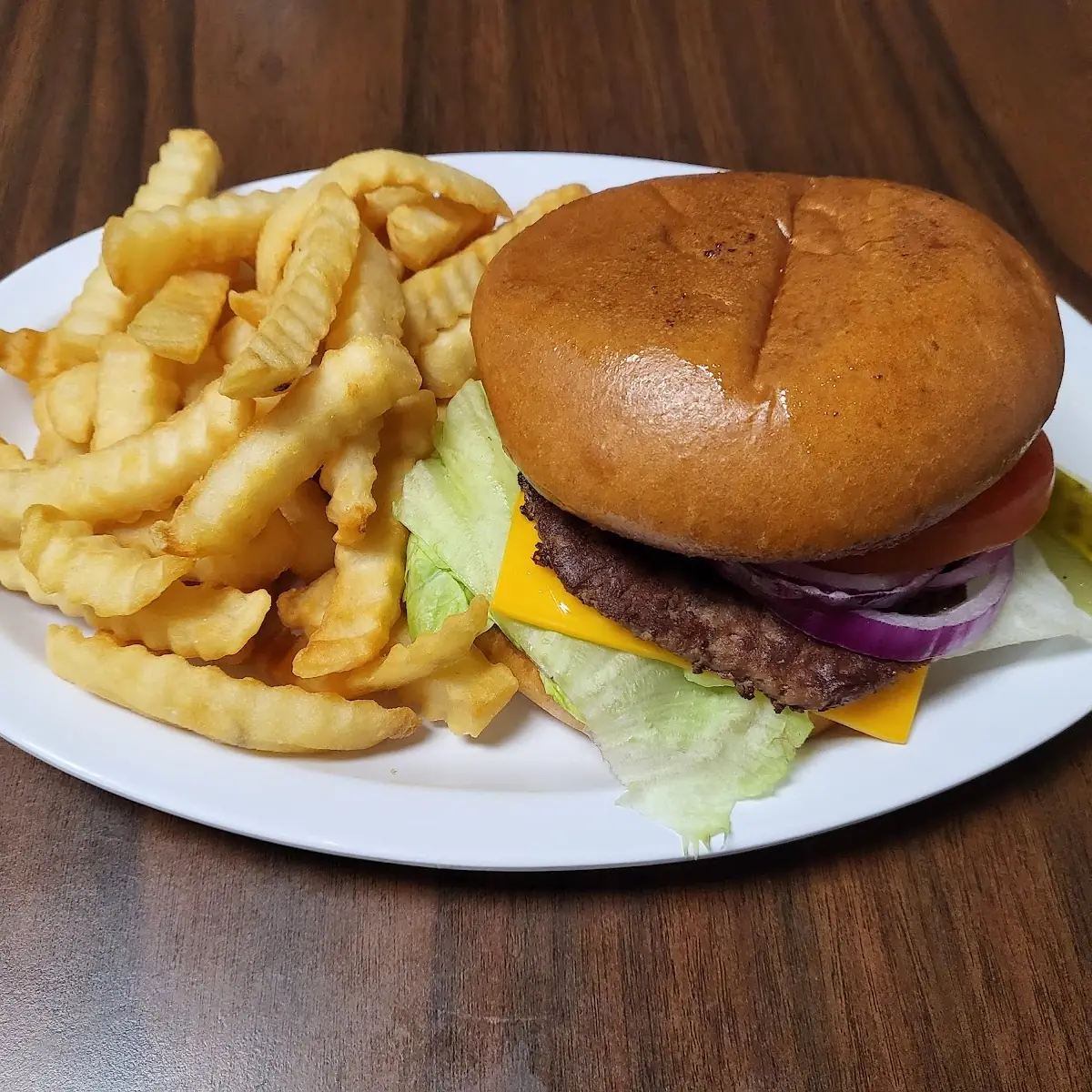 Cheese Burger w Fries