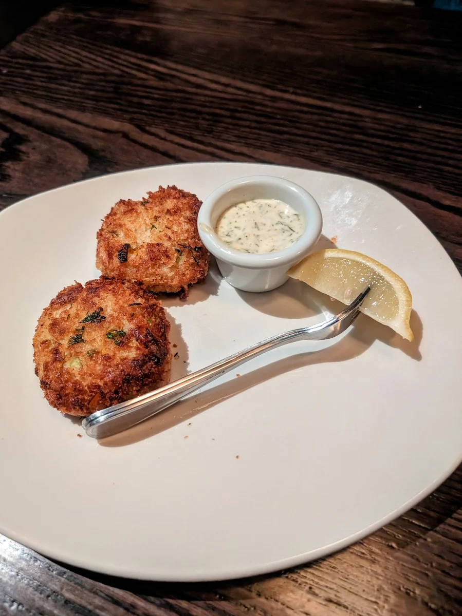 Crab Cakes 640 Cals