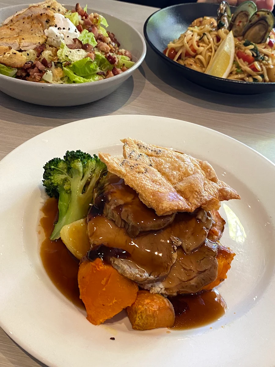 Highlights, Bob's Diner
