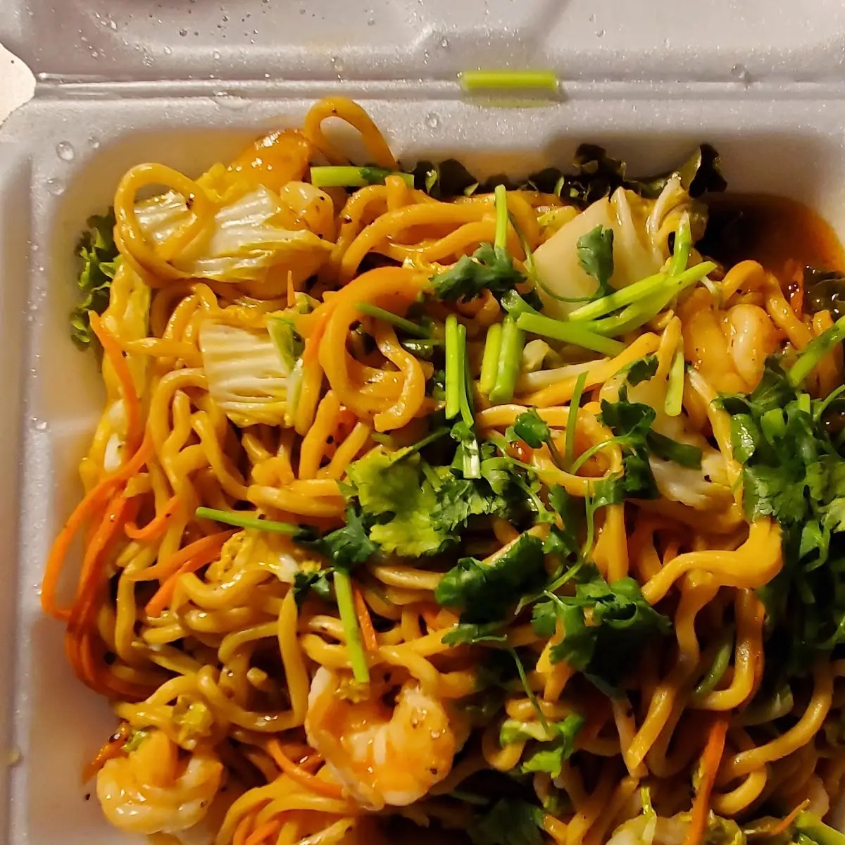 Shrimp Lo Mein Noodles